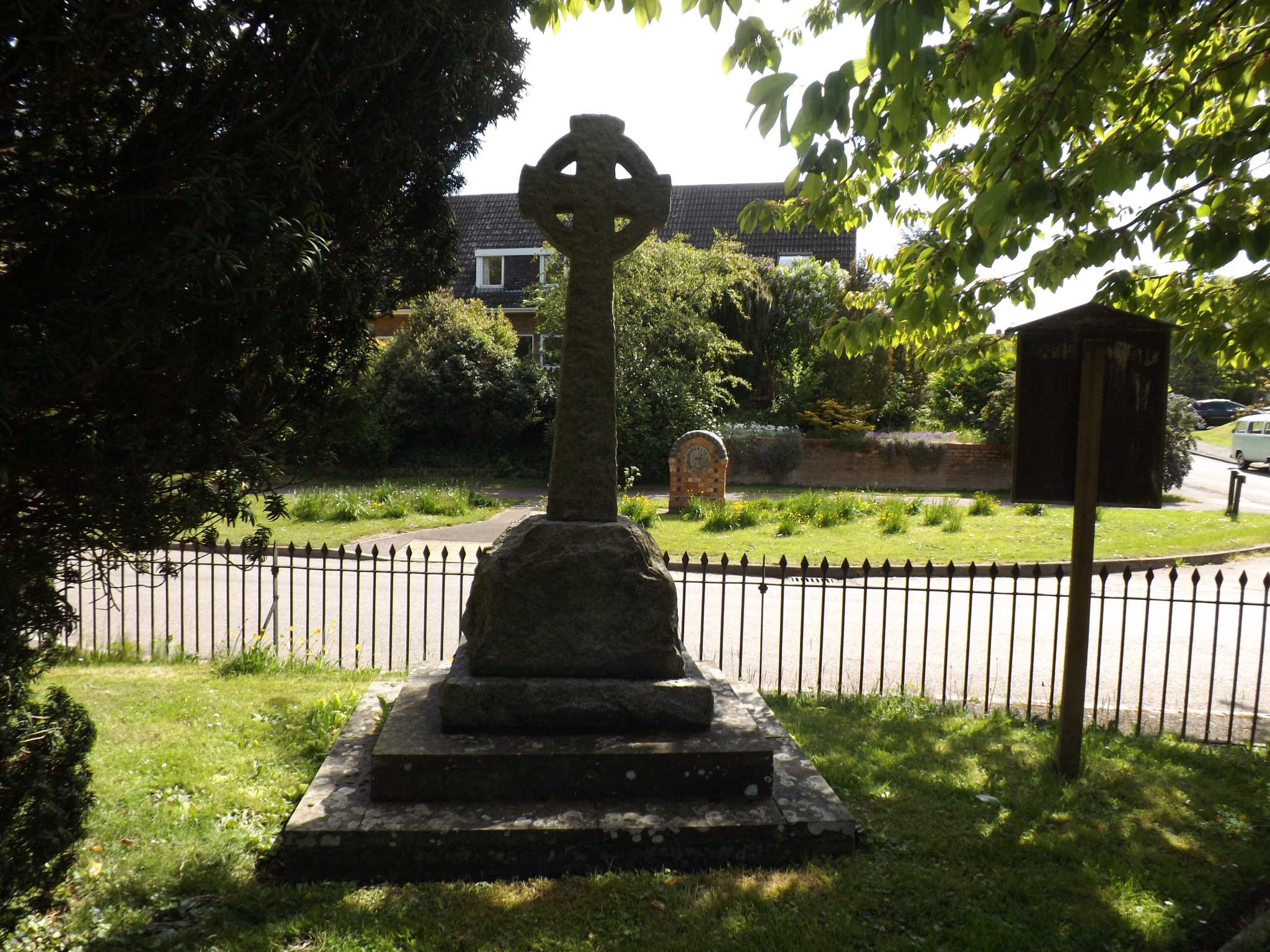 Hargrave Memorial Cross War Memorials Online